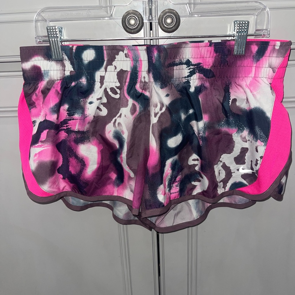 Nike womens tempo running shorts size large